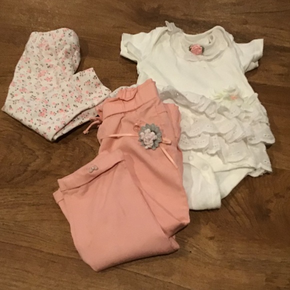 Pants 3-4 months with free top (6-9 months) - Picture 4 of 7